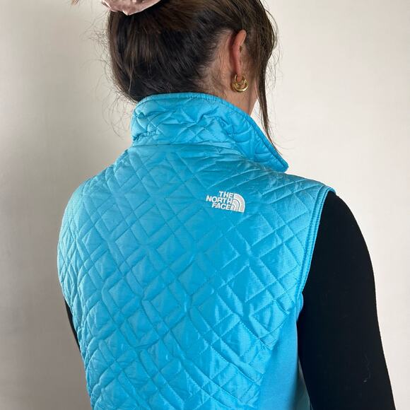 The North Face Puffer Vest - Picture 6 of 6